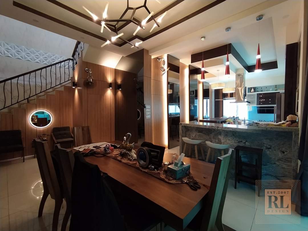 RedLandDesign's tweet photo. Owner of this house was surprised on how our team managed to spice up their existing dry kitchen and dining area which previously did by different design firm, we'd nailed it. #redlanddesign #ipohinteriordesign #homedex #vogueliving #malaysiainteriordesign #interiordesign https://t.co/JkGtJgBNab