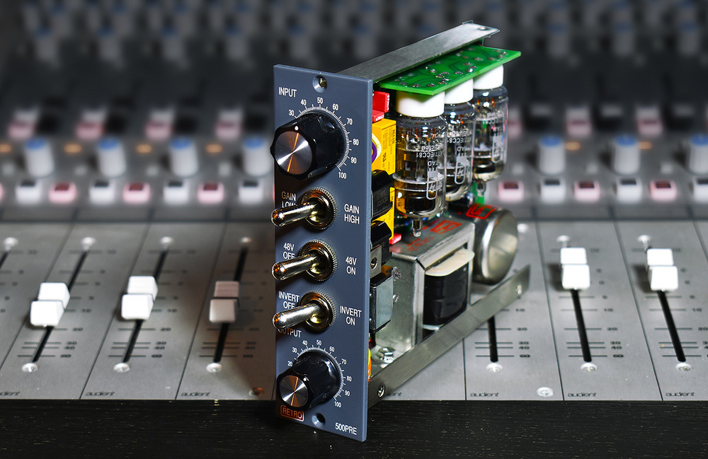 The 500Pre from <a href="/RetroInstrument/">Retro Instruments</a> is billed as a Valve Microphone Preamplifier but is actually more special than that and we reviewed it in the May 2020 edition.

sosm.ag/500PRE

#dailysospost #preamp #recording #studio #recordingstudio #microphone #soundengineering