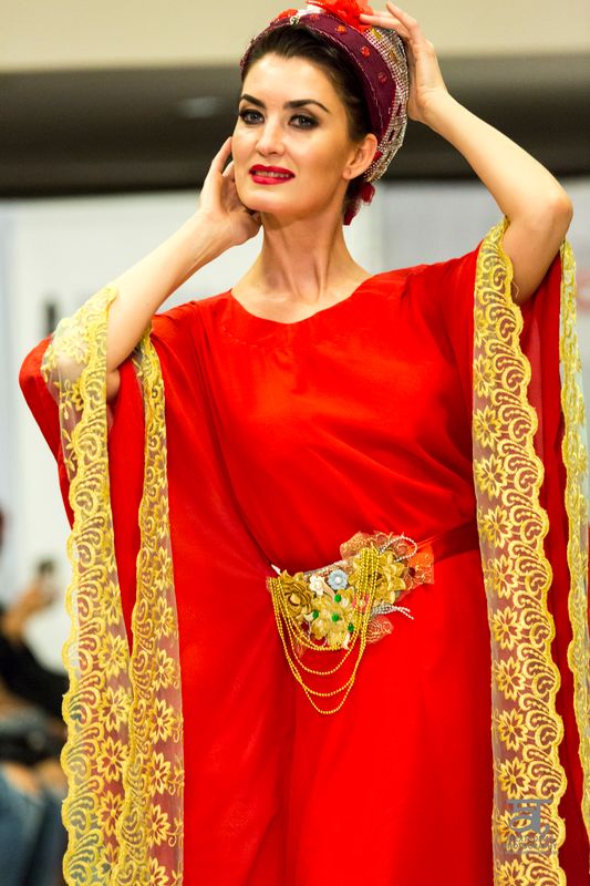 SMGlobalCatwalk's tweet photo. Fashion is not beautiful, neither is it ugly. Why should it be either? Fashion is fashion.

#smglobalcatwalk #picoftheday #nyfw #nyc #paris #london #dallas #vegas #hairstylist #makeup #fashion #style #photography #influencer #smglobalcatwalkmagazine https://t.co/Uh9pRdHdmG