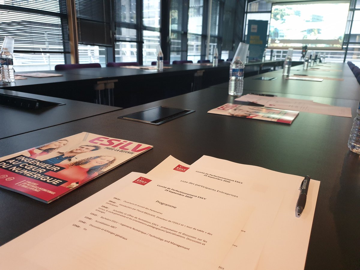 Sebirish's tweet image. Comité de Perfectionnement @ESILVparis 2020 #OnlineEdition . Tout est prêt pour recevoir virtuellement nos #PartenairesEntreprises #higherEd