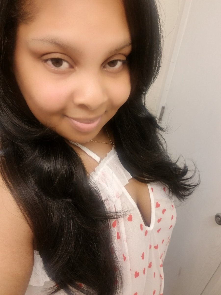 Sweetesttease31's tweet photo. #onlyfansnewbie #onlyfansfetish #tities #tittyfans #titdrop
https://t.co/cSl1Y5OZfl https://t.co/zXAbvMn4H3