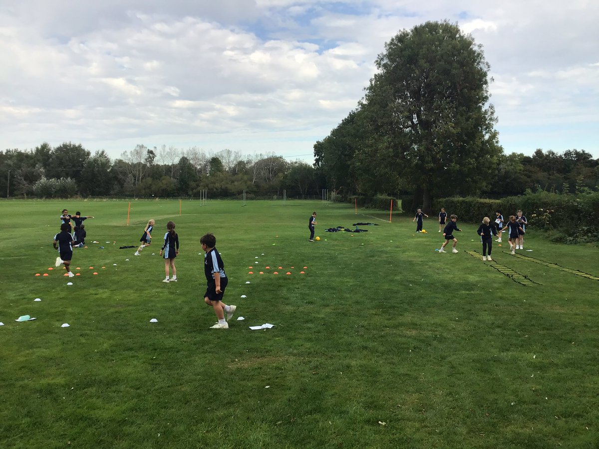 LaxtonJunior's tweet photo. Our juniors continue to be put through their paces with a series of health related fitness activities, including an adapted #cooperrun. They are all doing so well, with their scores improving week after week. #health #fitness #iapsuksport #WeareLJS https://t.co/9BkCyOyZKP
