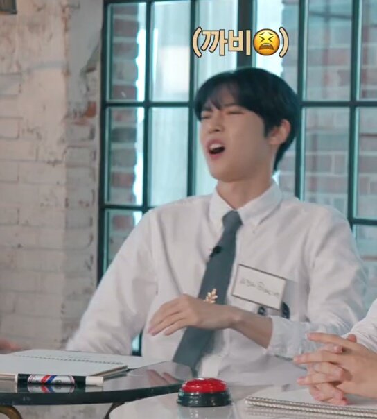 doyoung: screenshot this, use it when you want to cry