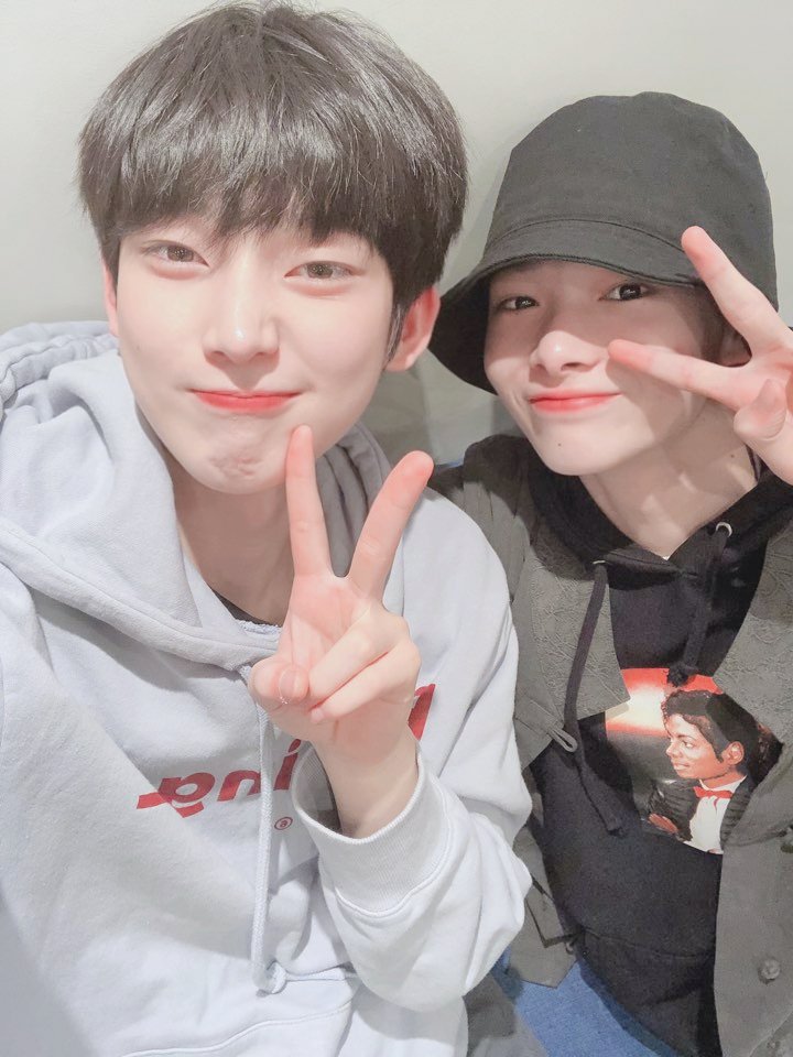 The legends, Sunki: Just the fact that they posted a tweet using their ship name is making me turn insane so what if we talk about all the beautiful moments we had in I-land, the chemistry between them is amazing and the fact that Sunoo is way 3 years older is unbelievable