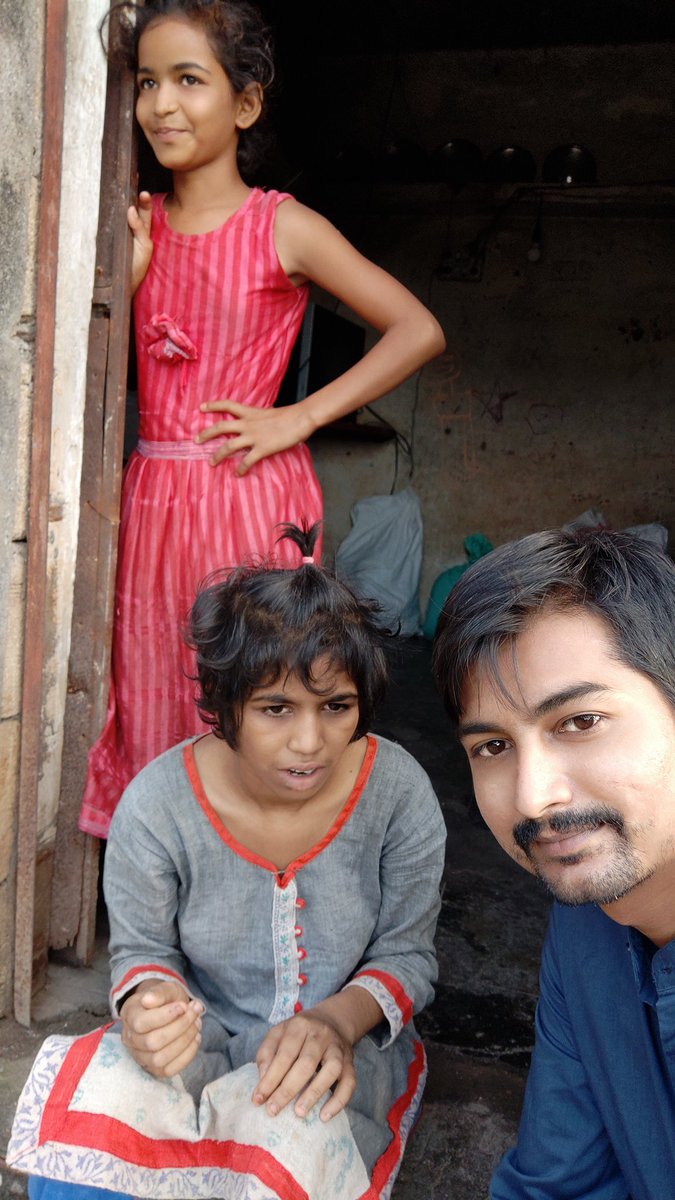 RohitC_XIII's tweet photo. #CSCJunagadh team and @CscvlesocietyJ helped poor family by providing groceries, money and food stuff. Family situated in Eklera, Junagadh, Mother and daughter suffering from mental illness.@piyusha11682056 @sengupta_jazan @CscDhaval @CSCGujarat @CSCegov_ @dintya15 @CSCSPMVISHAL https://t.co/j9KIu0D89d