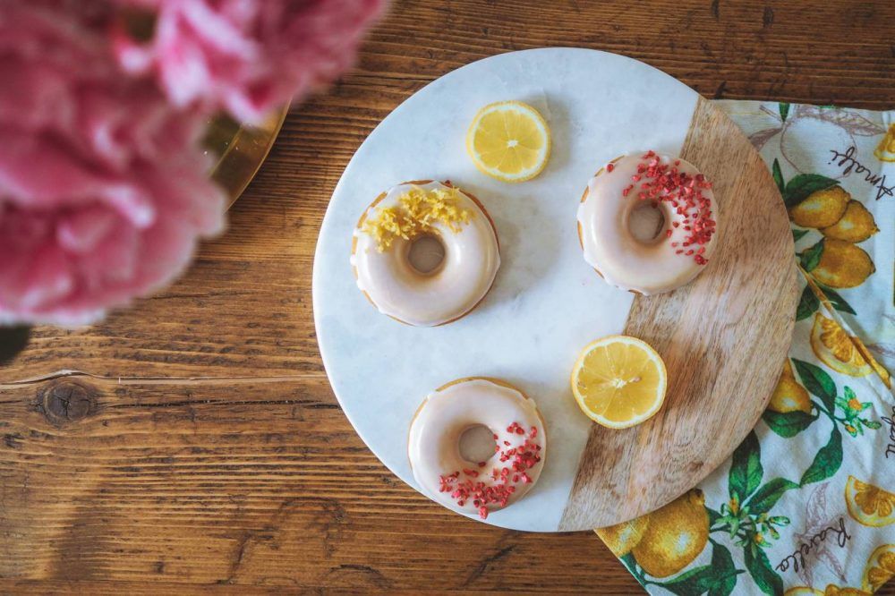 sophie_etc_'s tweet photo. If the return of #GBBO is inspiring you to get your bake on, why not try these easy baked lemon drizzle doughnuts? π©
Get the recipe ππΌ https://t.co/jWhY4qGxsj
#BakeOff #LoveMK #MKBloggers https://t.co/tOnTb05EDv