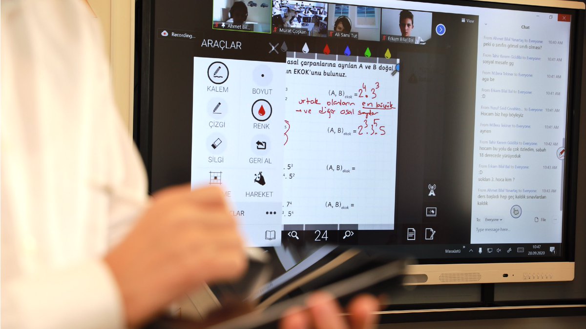 NunOkullari's tweet photo. Hibrit eğitim modeli ile dileyen 8.sınıf öğrencilerimiz dersleri okul ile eş zamanlı olarak çevrim içi takip edebiliyor.  

With hybrid learning, 8th grade students can follow the lessons face-to-face or online simultaneously. https://t.co/RWn0ScGL0y