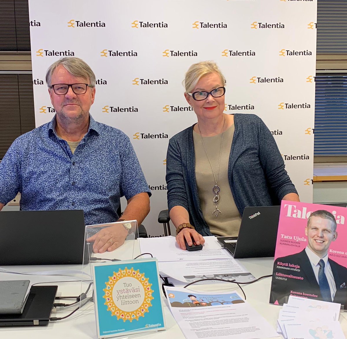 Talentiary's tweet photo. Valtakunnalliset lastensuojelupäivät teemalla: ”Kestävä tulevaisuus lapselle”, järjestetään tänä vuonna virtuaalisesti. Talentian näyttelystudio valmiina. Vastaamassa Heikkinen &amp; Hall. Tule mukaan! #lskl #lastensuojelupaeivaet2020 https://t.co/QgGHp9yJoJ