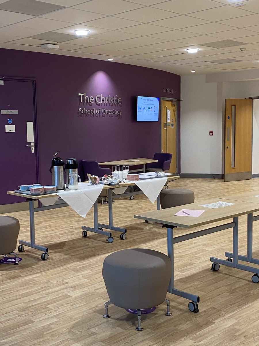 SharonWoolley1's tweet photo. All ready for registration for Lung Cancer Education event @missmarieann83 @mathew_carter1 #SoOLung2020 https://t.co/PuLTdwHOOh