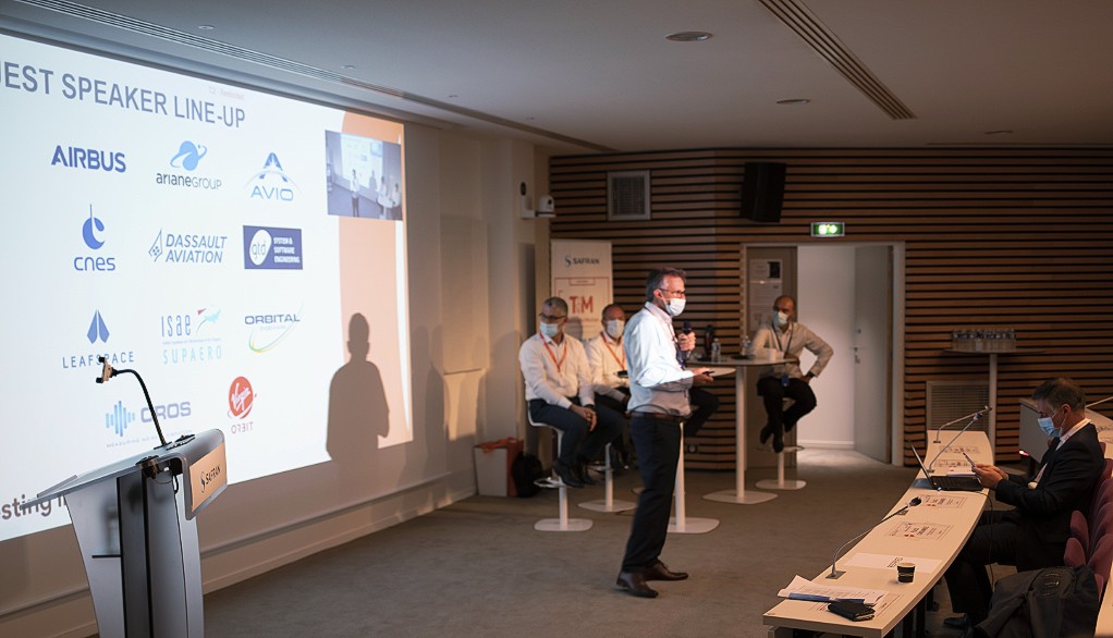 SafranElecDef's tweet photo. Bonjour à tous, aujourd’hui à Safran Paris-Saclay, c’est le #TestingInMotion organisé par Safran Data Systems et Safran Electronics & Defense. Restez avec nous pour 2 jours dédiés à l’innovation collaborative et au partage de connaissances. (1/2) https://t.co/G0t7rVIpEC