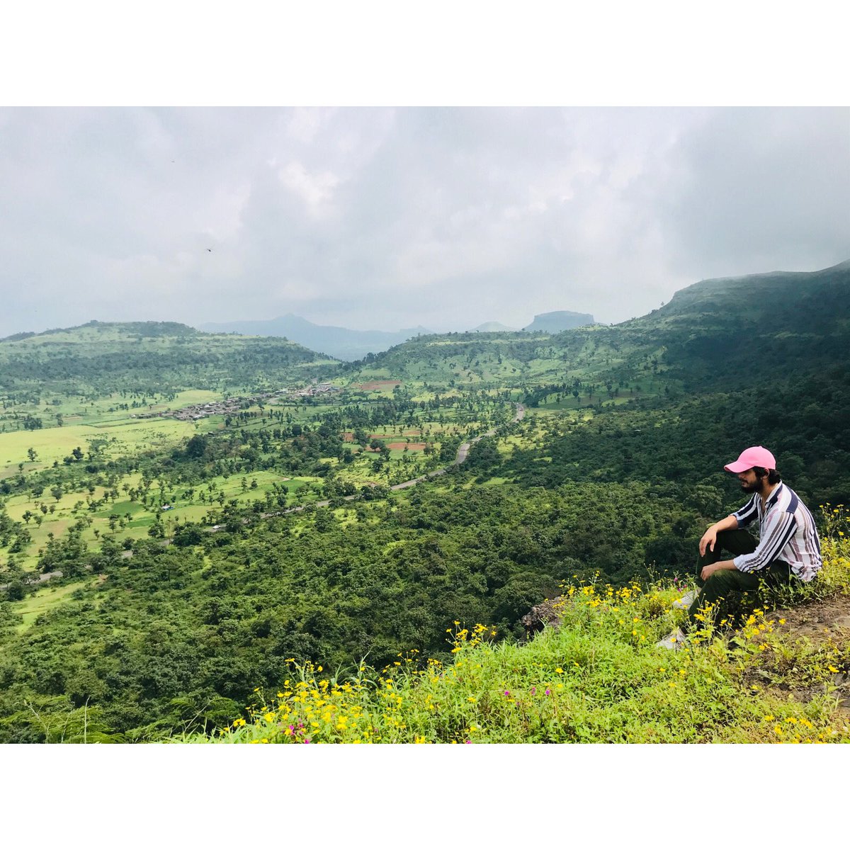 mr_______humpty's tweet image. Serenity 💕 

#saputara #tablepoint #saputaratablepoint #road #trip #roadtrip #gujarat #adventure #awesome #fun