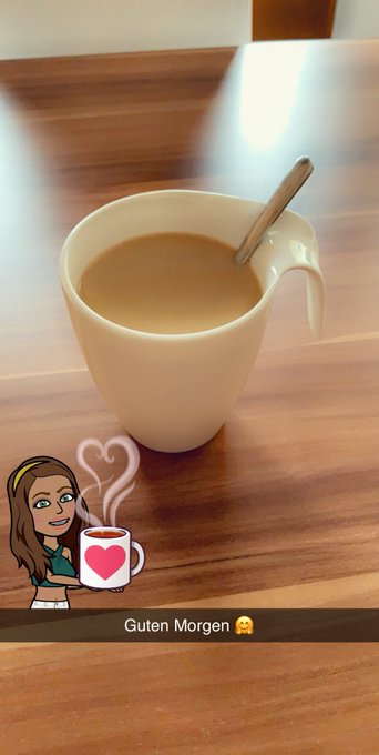 Guten Morgen ☕️🤗 https://t.co/pOCXAv5sEL<a href="/tag/jeans"class="tags"><span>#jeans</span></a><a href="/tag/heels"class="tags"><span>#heels</span></a><a href="/tag/pumps"class="tags"><span>#pumps</span></a><a href="/tag/lolli"class="tags"><span>#lolli</span></a>