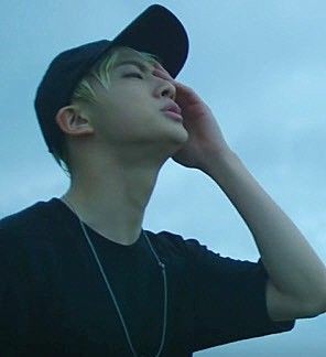 Jin_handsome_4's tweet photo. Jin photo is very cool ๐๐๐
#JinDeservesBetter #JINKOOK #JinUpdate #jin #taejin #BTS1onHot100 #namjin #hopejin #yoonjin #jinmin #btsjin #bts #btsarmy #btsjin #KIMSEOKJIN #Dynamite7thWin #savememv
https://t.co/MfL63sMVrY https://t.co/QmKSxsW5ie