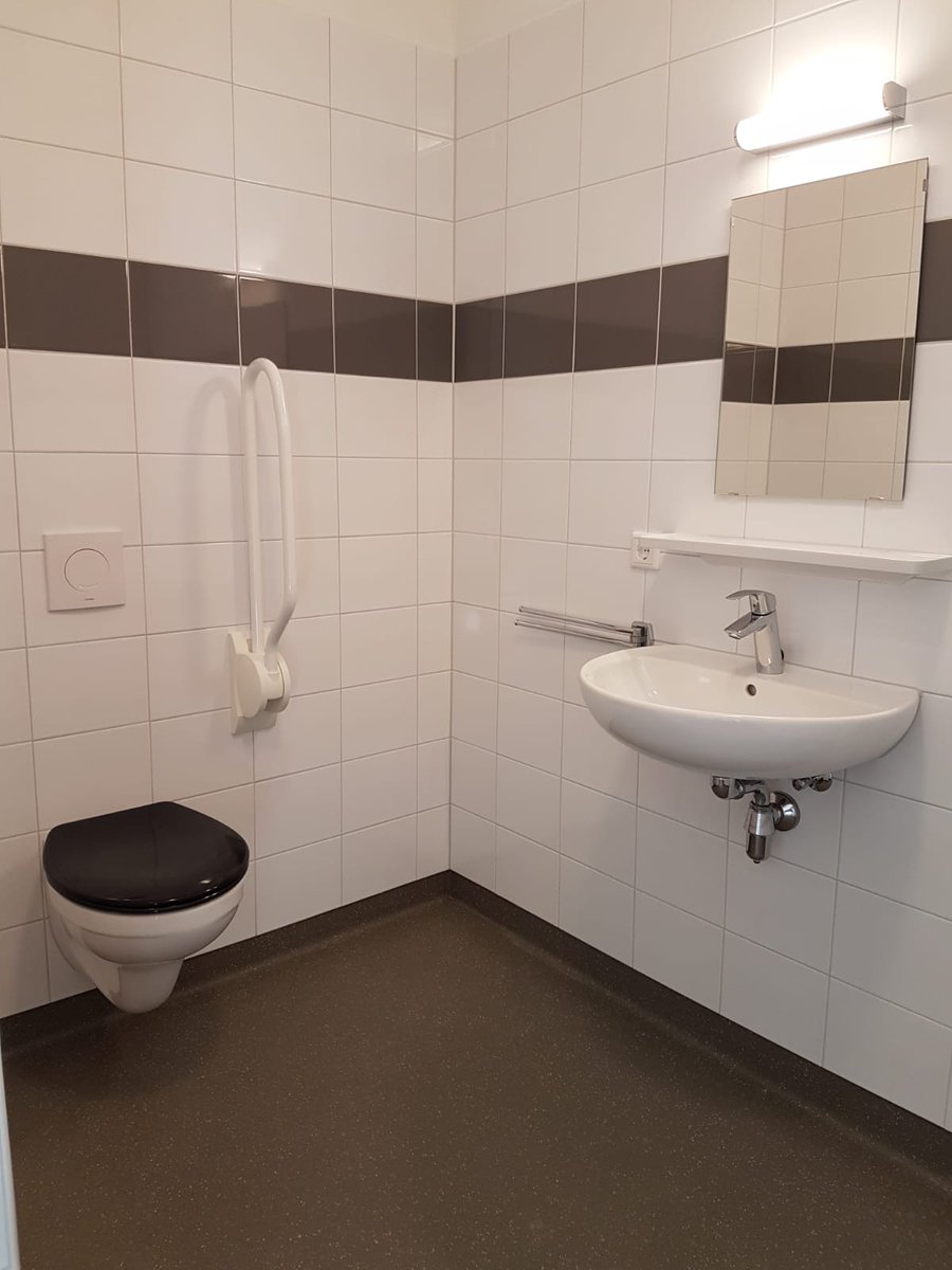Afgelopen vrijdag was de opening van de eerste woonzorglocatie van Dagelijks Leven in Friesland. Ook in deze prachtige woonzorglocatie heeft Löwik Installatiegroep de technische installaties en dakbedekking gerealiseerd. Info: lowik.nl/projecten/open…