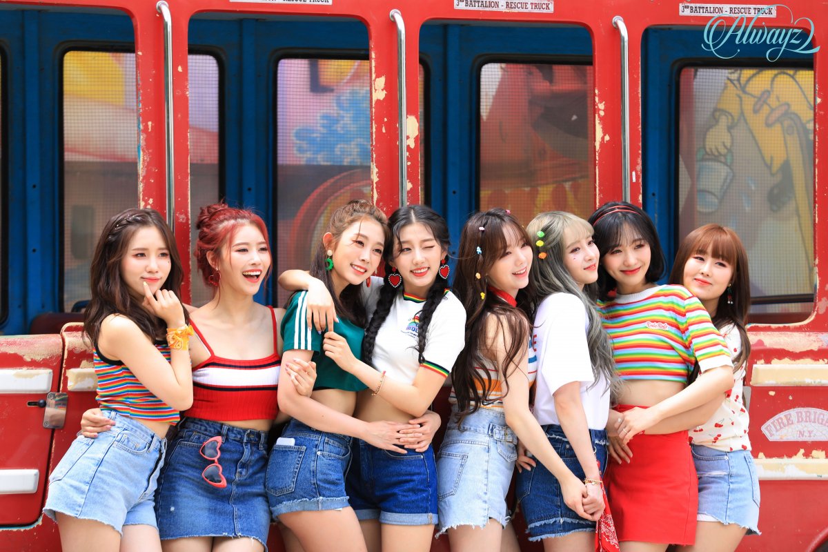 pinkparentheses's tweet photo. name a Lovelyz song in your language https://t.co/YMXCEcRmPE