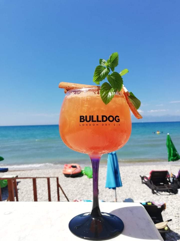 CieloSeaLounge's tweet photo. #LifesABeach sometimes then there #Bulldog @BULLDOGGIN #Corfu #VisitGreece #BeachLife #CorfuTourist @Wavebarcorfu #Ceilo Sea Lounge Formaly #Veggera #Acharavi #Beach @Greekacom @corfutourportal @CVVillas #DrinkSensably #EnjoyGreece #Family #Friends #CorfuVillas @GREECE_GNTO_UK https://t.co/nVGpzIqu13
