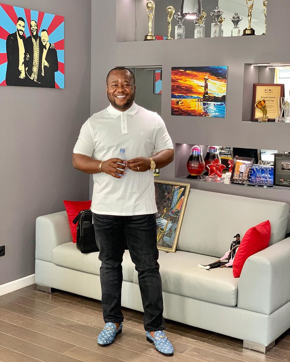 MikeBolaji1's tweet photo. Failure is not an option, everyone has to succeed. 💯💯
Dm me now let's do good business in sincerity, good morning 🌎🌍🌍 https://t.co/LIdbcIOmHq