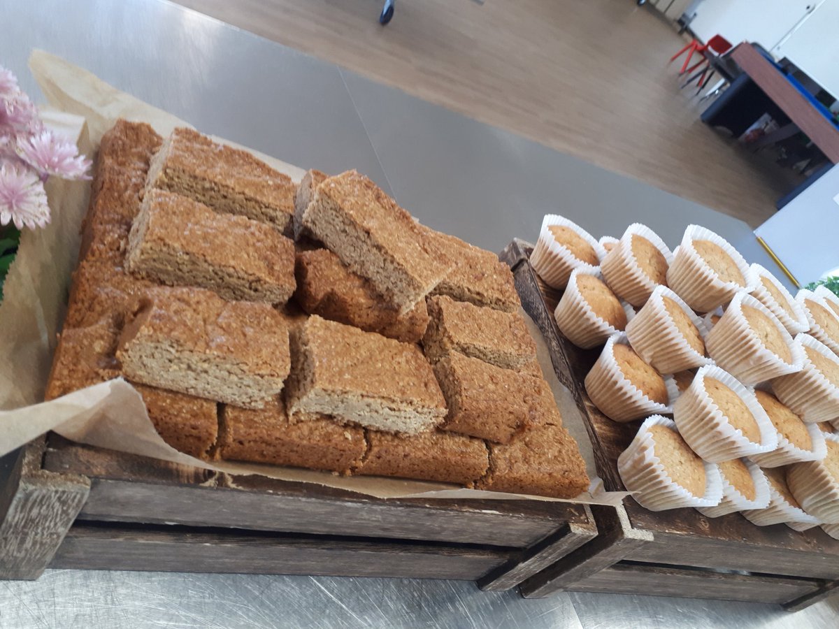 Today we have gone 'bananas'
<a href="/Callicroft/">Callicroft Primary</a> @TaylorShawUK <a href="/olympustrust/">Olympus Academy Trust</a> 
#baking
#schooldinners 
#lovemyjob 
#bananas