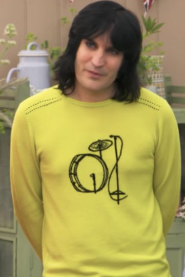 Noel Fielding as cakes.A thread. #GBBO  