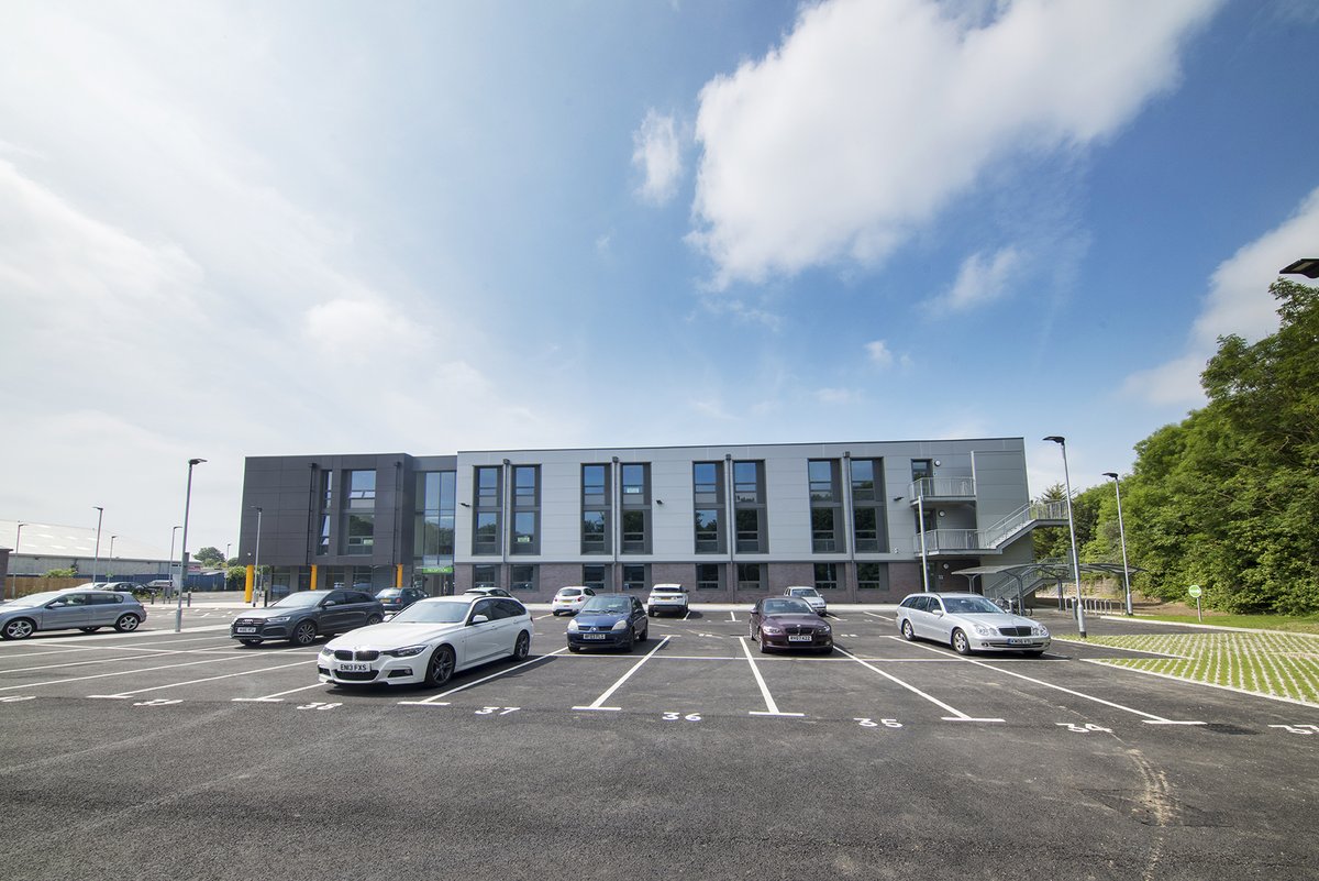 At Basepoint Chichester we can offer flexible agreements, fast internet &amp; different work spaces to suit all. 

Our Management team is here to help you and support your business needs. 

To find out more &amp; to book a tour, call us on 01243884322.