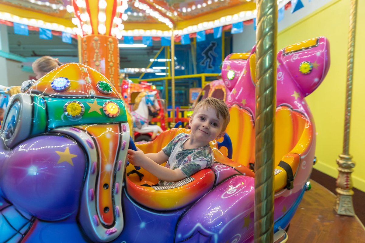 RushdenLakesSC's tweet photo. 360 Play, located in the Leisure Terrace, have a General Assistant position available! For more information please visit > https://t.co/uBi4kqMh1D
Closing date 30.9.20!
#recruitrushden #jobsinrushden #jobsfairnorthants https://t.co/gsStNkSKME