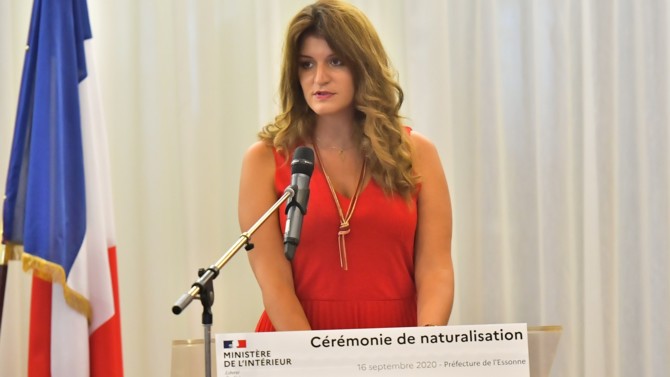 🔴🇫🇷 Dans un entretien exclusif accordé à <a href="/MagDecideurs/">Décideurs Magazine</a>, <a href="/MarleneSchiappa/">🇫🇷 MarleneSchiappa</a> revient sur le projet de loi contre le #separatisme. Selon elle, il doit être accompagné d’un "combat culturel" tant sur le terrain que dans les médias.

➡️magazine-decideurs.com/news/marlene-s…