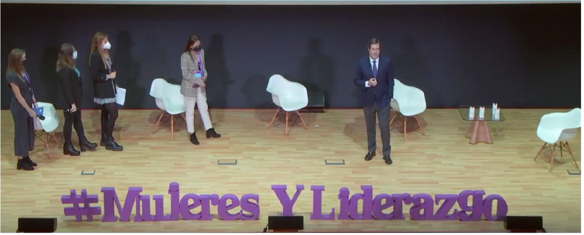 Hace unos minutos, <a href="/agaramendil/">Antonio Garamendi</a> , presidente <a href="/CEOE_ES/">CEOE</a> ha intervenido en II Jornada #Mujeres y #Liderazgo:
"La #igualdad viene a través de la #formación, a través de las oportunidades, y por ello <a href="/CEOE_ES/">CEOE</a> apoya desde hace años Proyecto <a href="/PromocionaMujer/">ITINERARIO PROMOCIONA</a>" youtu.be/1g-yuEj2gW4