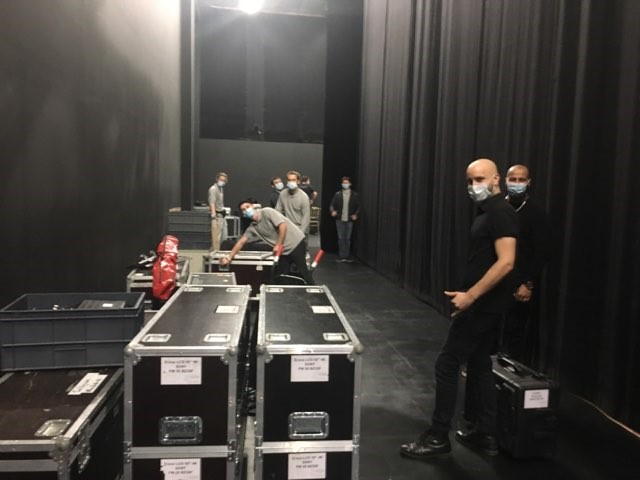 🤩Convention 2020 <a href="/Pole_Systematic/">Pôle Systematic</a> lancement dans quelques heures ! Backstage... les techniciens sont à pied d'oeuvre ! 
#DeepTech #datascience #AI #Cybersecurity #DigitalInfrastructure #Iot #DigitalEngineering #Optics #Photonics #OpenSource #TechforGood