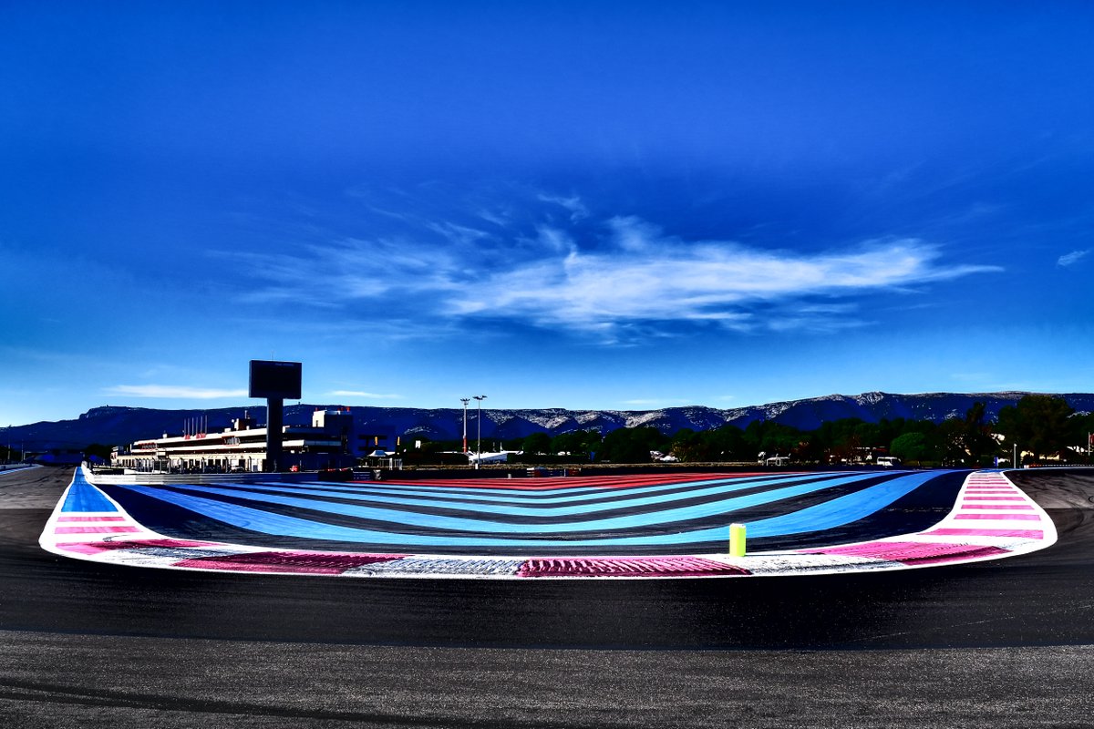 ffsa_gt's tweet photo. #FFSACircuits Round 3️⃣

ℹ Ce week-end sur le @PaulRicardTrack : entrée libre à la tribune du Grand Prix Burger uniquement 😃

🔵Vendredi: 09h00-19h30 
⚪️Samedi: 09h00-19h30 
🔴Dimanche: 09h00-18h30

😷 Port du masque obligatoire

#FFSAGT https://t.co/XHe0ewAXrZ