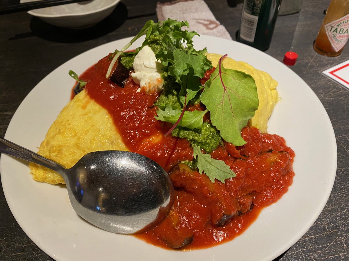 The integration of western ingredients in Japanese cuisine has resulted in what I guess you could call American Fusion dishes. One fan favorite is omuraisu (omelette rice), which is exactly what it sounds like