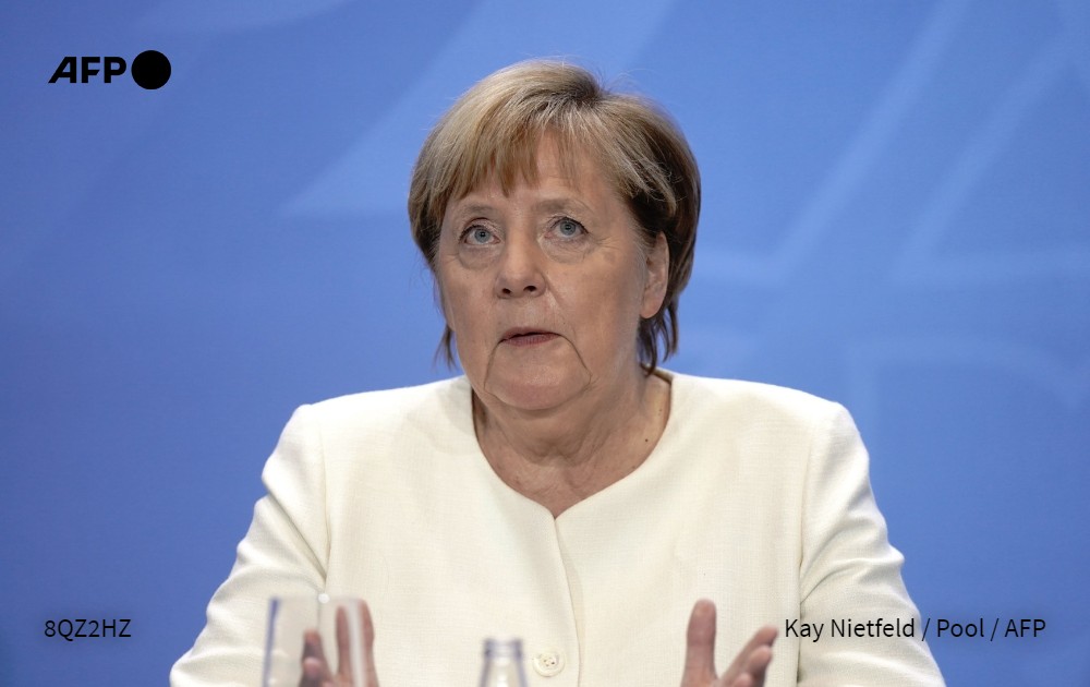 #ULTIMAHORA Alemania limita las reuniones familiares y fiestas para contener el rebrote de covid-19 (Merkel) #AFP