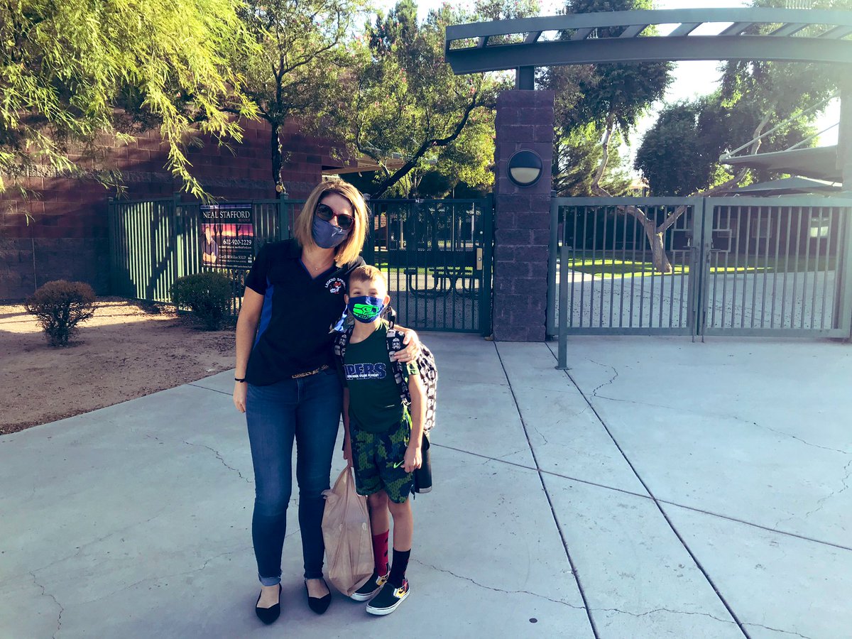 #firstdayofschool in person for this big 3rd grader!!! So proud of him the last 9 weeks of #virtuallearning but definitely happy to be back LIVE on campus! #welcomebackDVUSD @dvusd @svvipers 💚💜#returntoschool2020 #viperpride