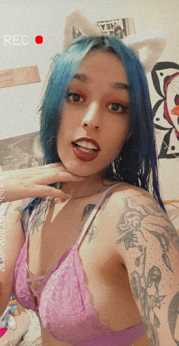KrisStoneCam1's tweet photo. #gatita #catgirl 
ñauuu 😜🤫 sígueme y te sigo 💋💋💋 https://t.co/TxqBQtlTEP