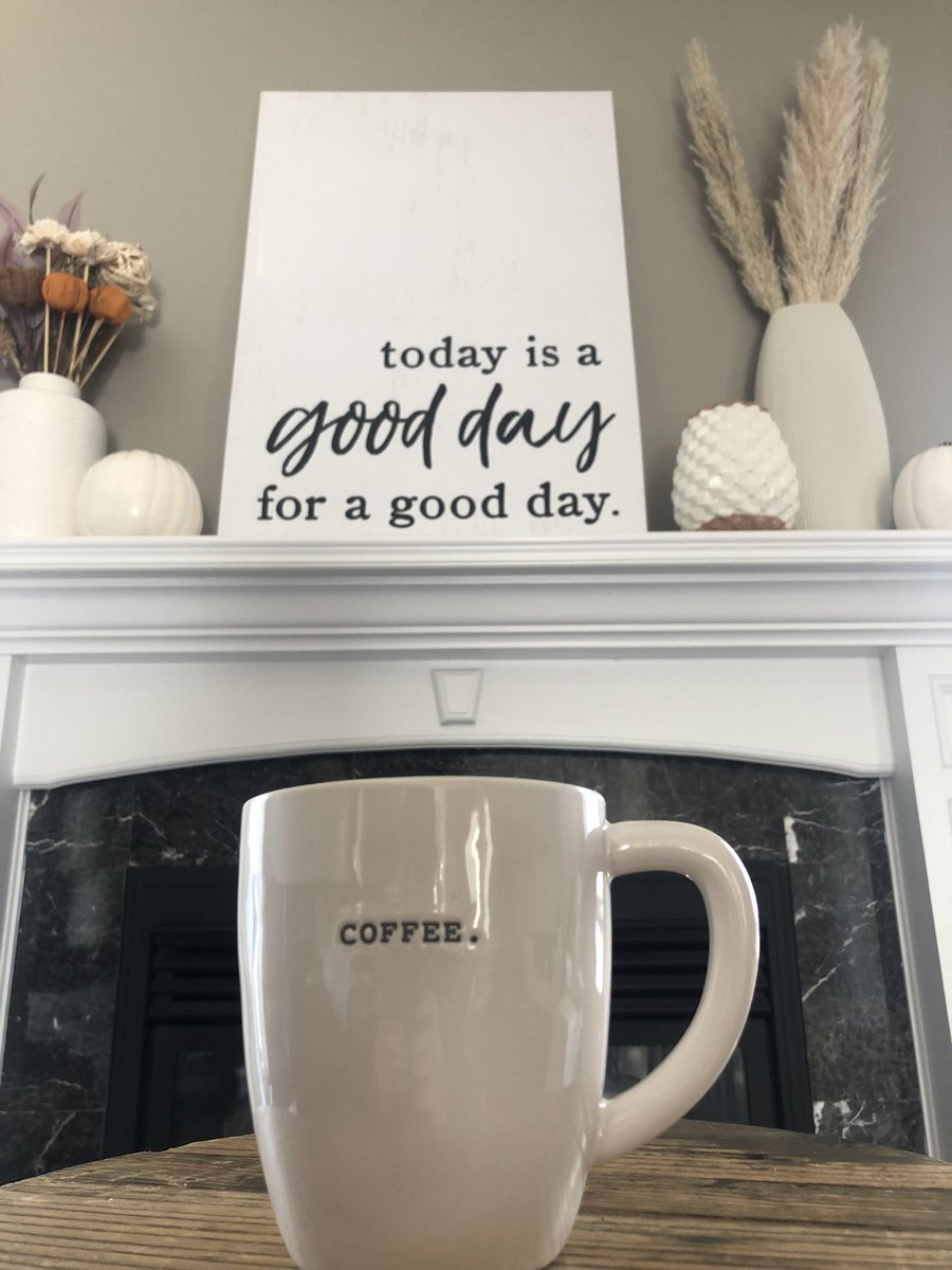 Everyday is #NationalCoffeeDay for us! ☕️🖤 What’s your go-to cup of java?
.
.
. 
#moirs #fuelledbycoffee
