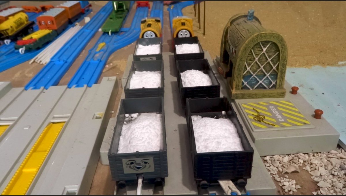 tomy percy engine 619