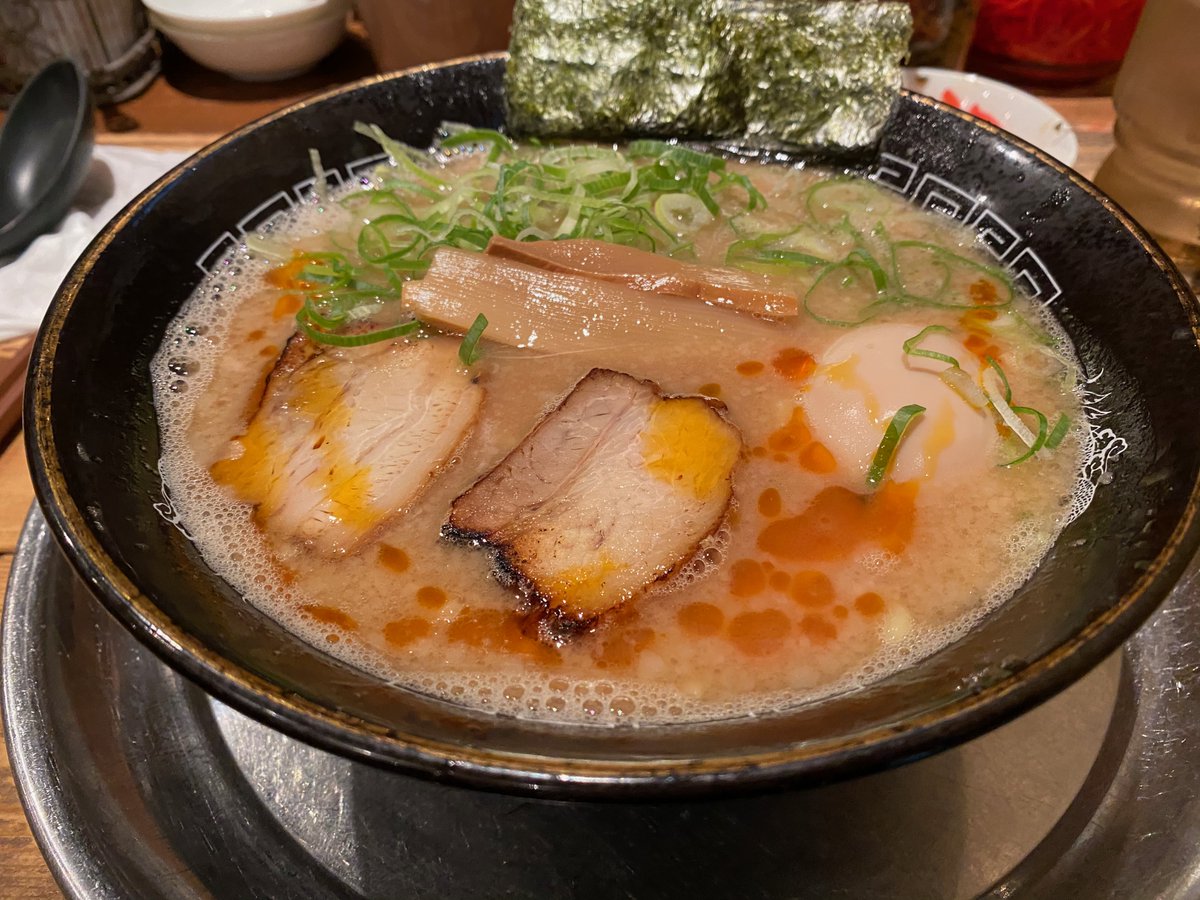 My favorite ramen by far is tonkotsu. Something about carefully-tending pork stock for multiple days always turns out. I& #39;m also a fan of the recent ramen shop trend to crisp up gyoza with "wings" of excess batter before flipping them