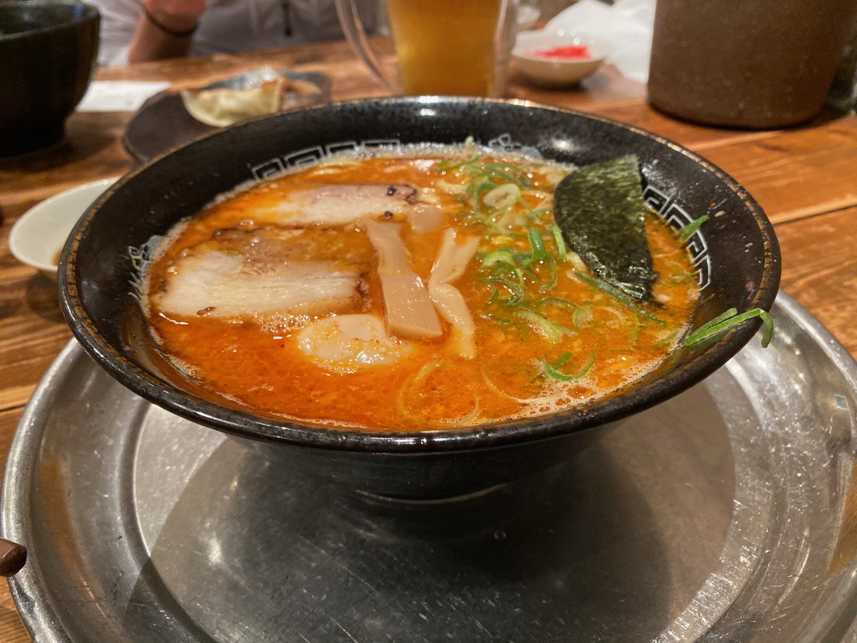 My favorite ramen by far is tonkotsu. Something about carefully-tending pork stock for multiple days always turns out. I& #39;m also a fan of the recent ramen shop trend to crisp up gyoza with "wings" of excess batter before flipping them