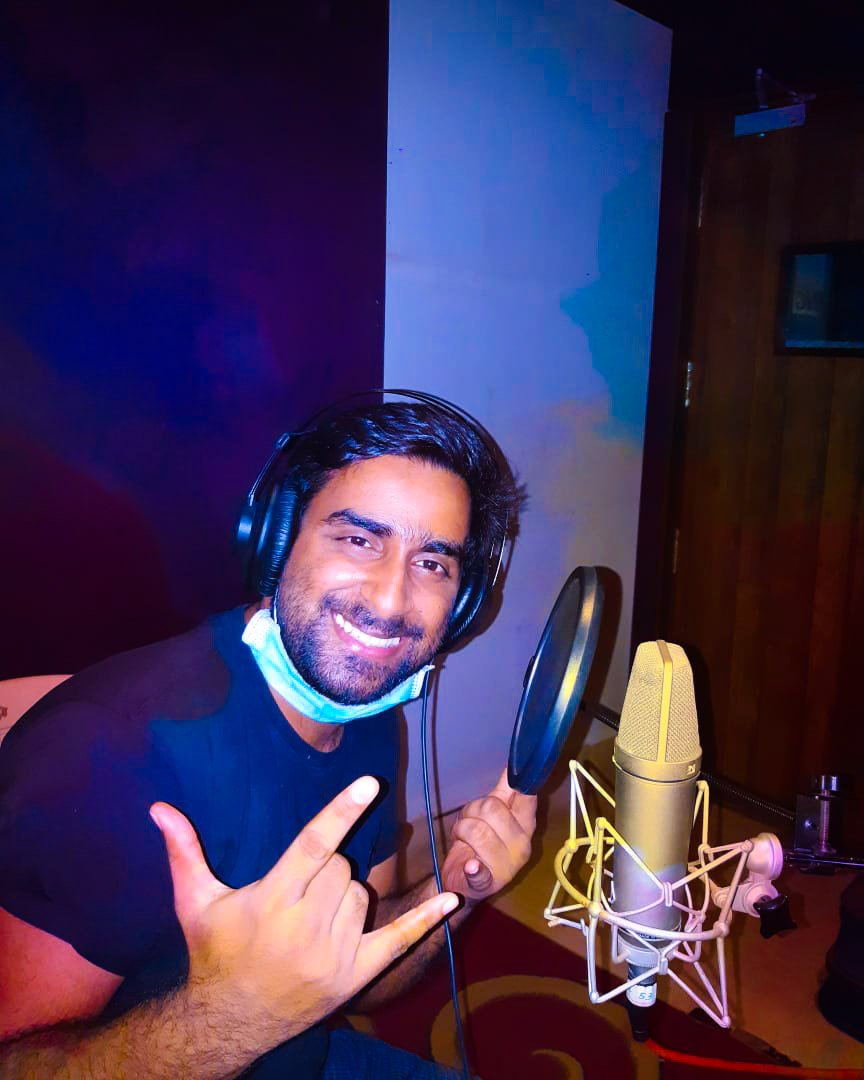 Musicforpradeep's tweet photo. An art is the only form of super power we have .
#GETPANDEY 🎙❤🎹🤘 https://t.co/nhJNveUDvd