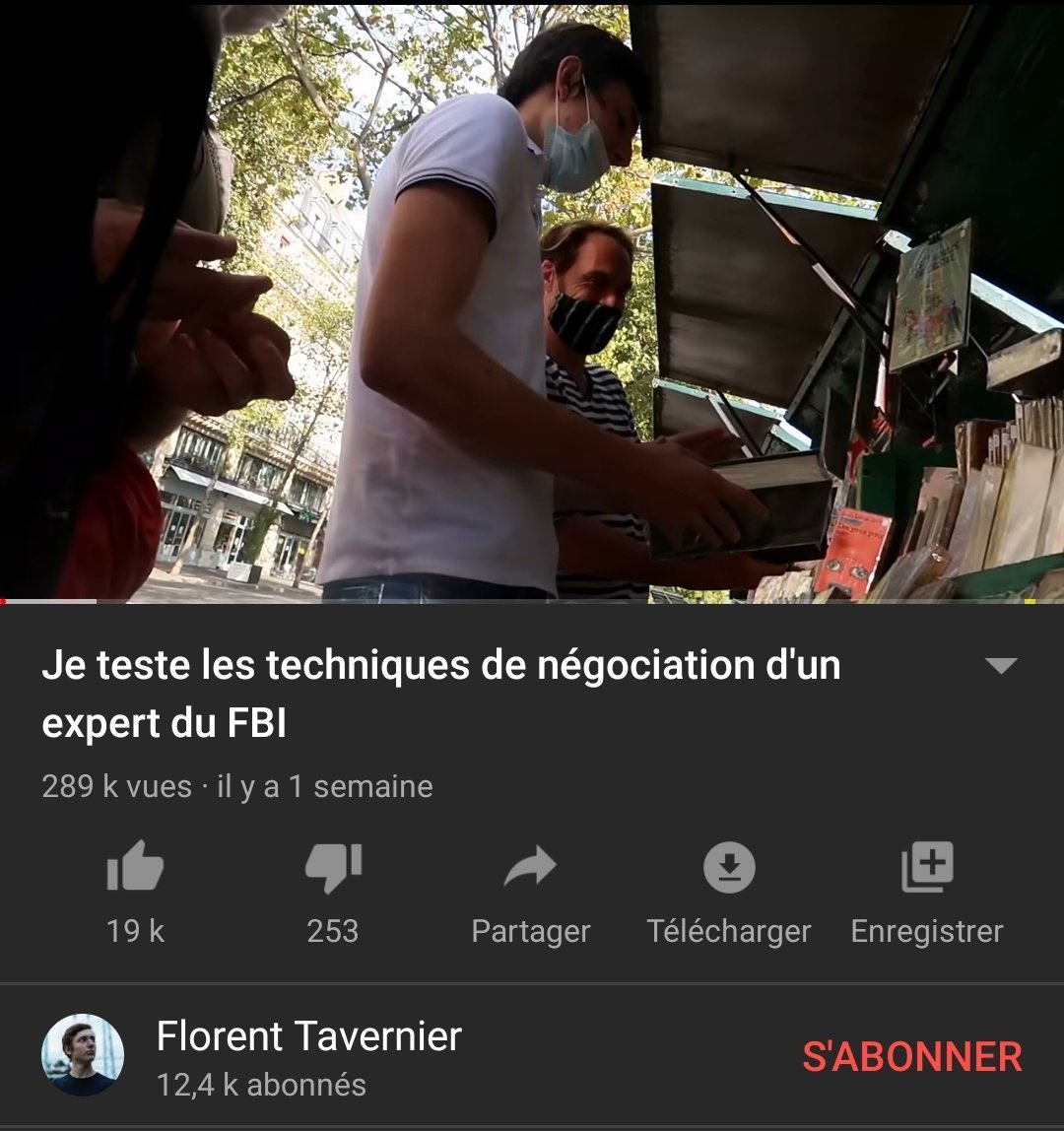 TopDesTwittos's tweet image. Pendant ce temps sur YouTube