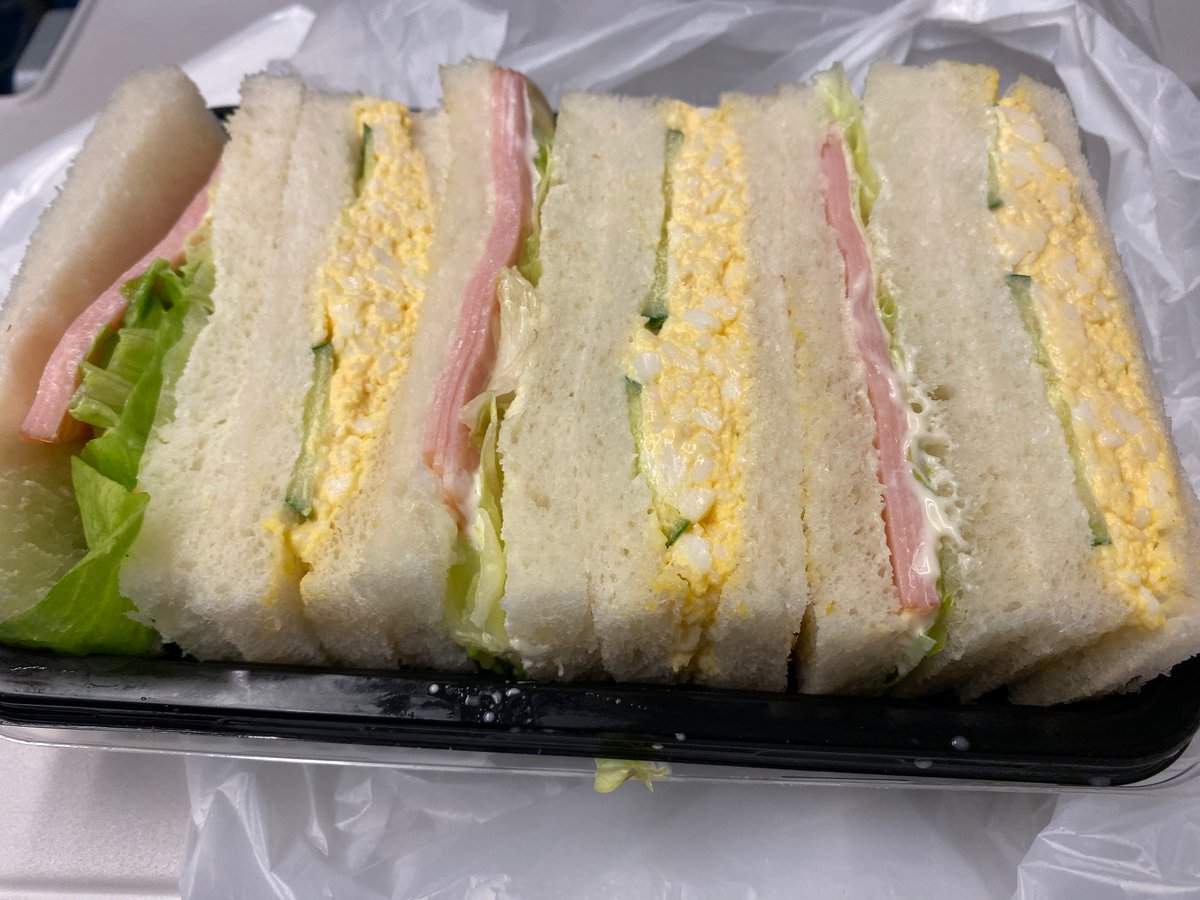 I'm not much of a sandwich person, but I can't get enough of Japanese egg sandwiches, whether from 7-11 or a high-end cafe. They're somewhere between a perfectly-crafted omelette and a just-right egg salad