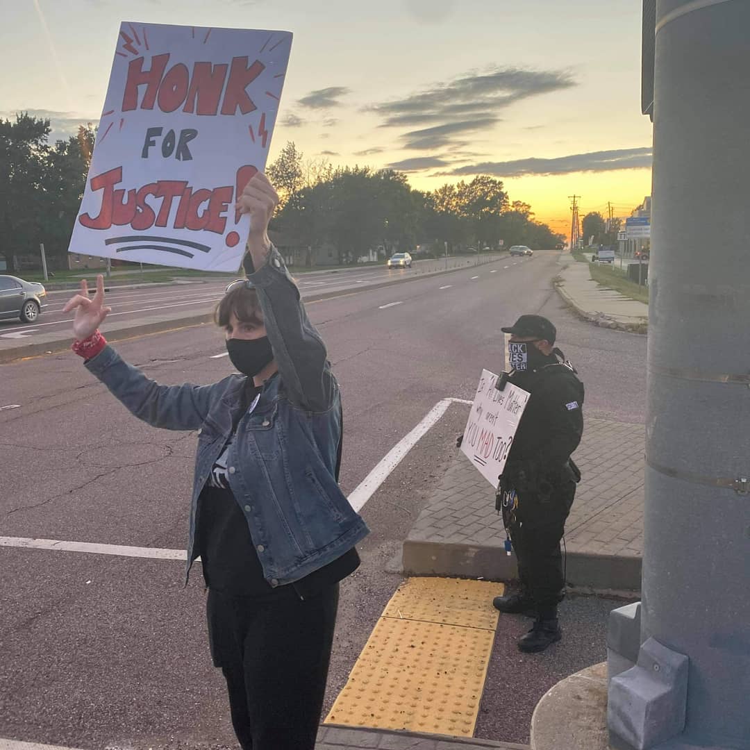 ComoDefense's tweet photo. Come rally with People Defense at 6pm at the corner of Broadway and Old 63 https://t.co/5KE7JU2ySj