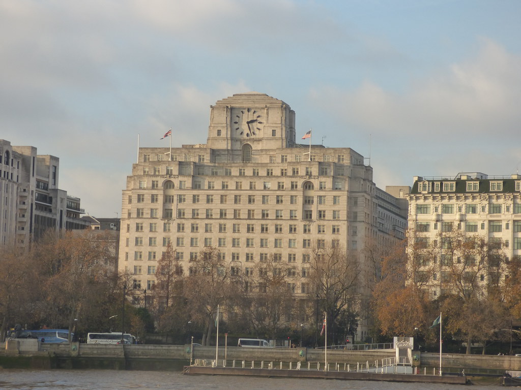<a href="/KrantzUK/">Krantz Ltd</a> are delighted to have been awarded the contract to supply our diffusers on the refurbishment of the Grade II listed, 80 The Strand.  DD-NA and WL type diffusers  will serve 49,900 m2 of office floor space over 12 floors.