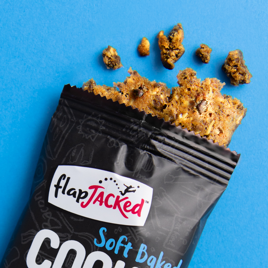 Bars to go, please! <a href="/flapjacked/">FlapJacked®</a> Cookie Bars will make you feel like your "cheating"... because these are better for you than an actual cookie--- but taste 𝗦𝗢 𝗚𝗢𝗢𝗗!

flapjacked.com/bars

IGPhoto Cred @sparklegigglesmile #cookie #healthysnack #onthego #fitmom #flapjacked