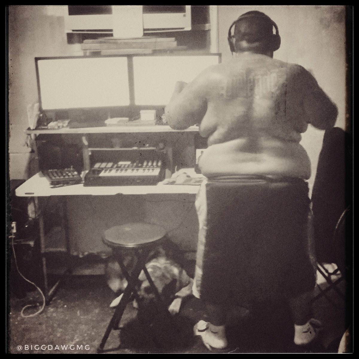 BiggDawgMG's tweet photo. Adambomb! BLESSED us with a new freestyle tape... Dropping soon... #BLESSED #AdamBomb💣 #BDMG https://t.co/ArQvIw7mLw