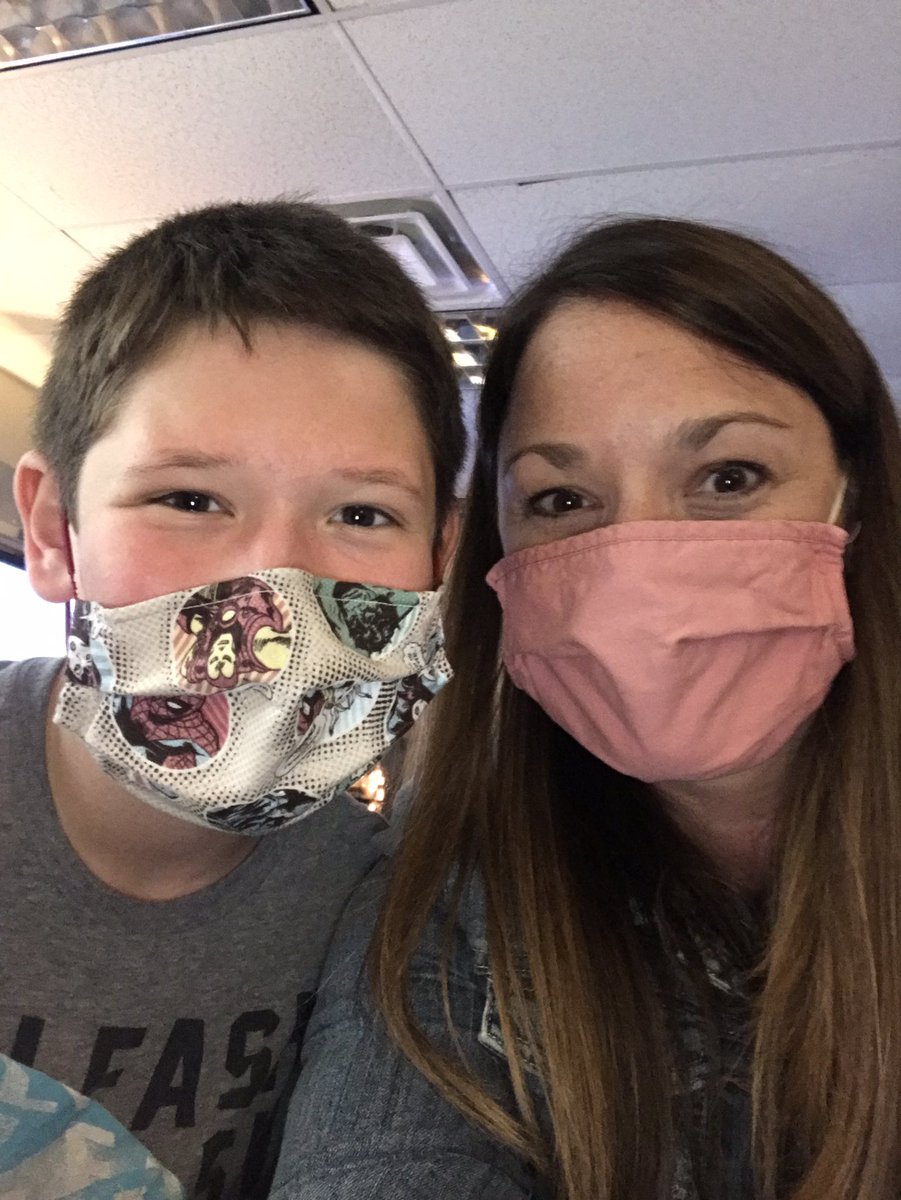 StacyLencz's tweet photo. BEST DAY EVER!!! Students are in the building....including my sweet nephew!! 🙌🙌 #itsWorthIt https://t.co/98MfxcwyYu