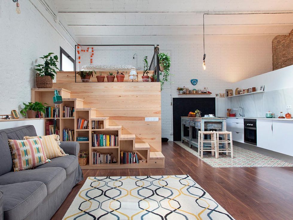 RoberReform's tweet image. 🚗🔨 Transformar este antiguo garaje en un loft de ensueño requirió seguro de grandes dosis de imaginación y de excelentes profesionales de la #reforma... pero el resultado valió la pena! 

#AntesyDespues #ReformaIntegral #LaEnvidiaDelVecindario