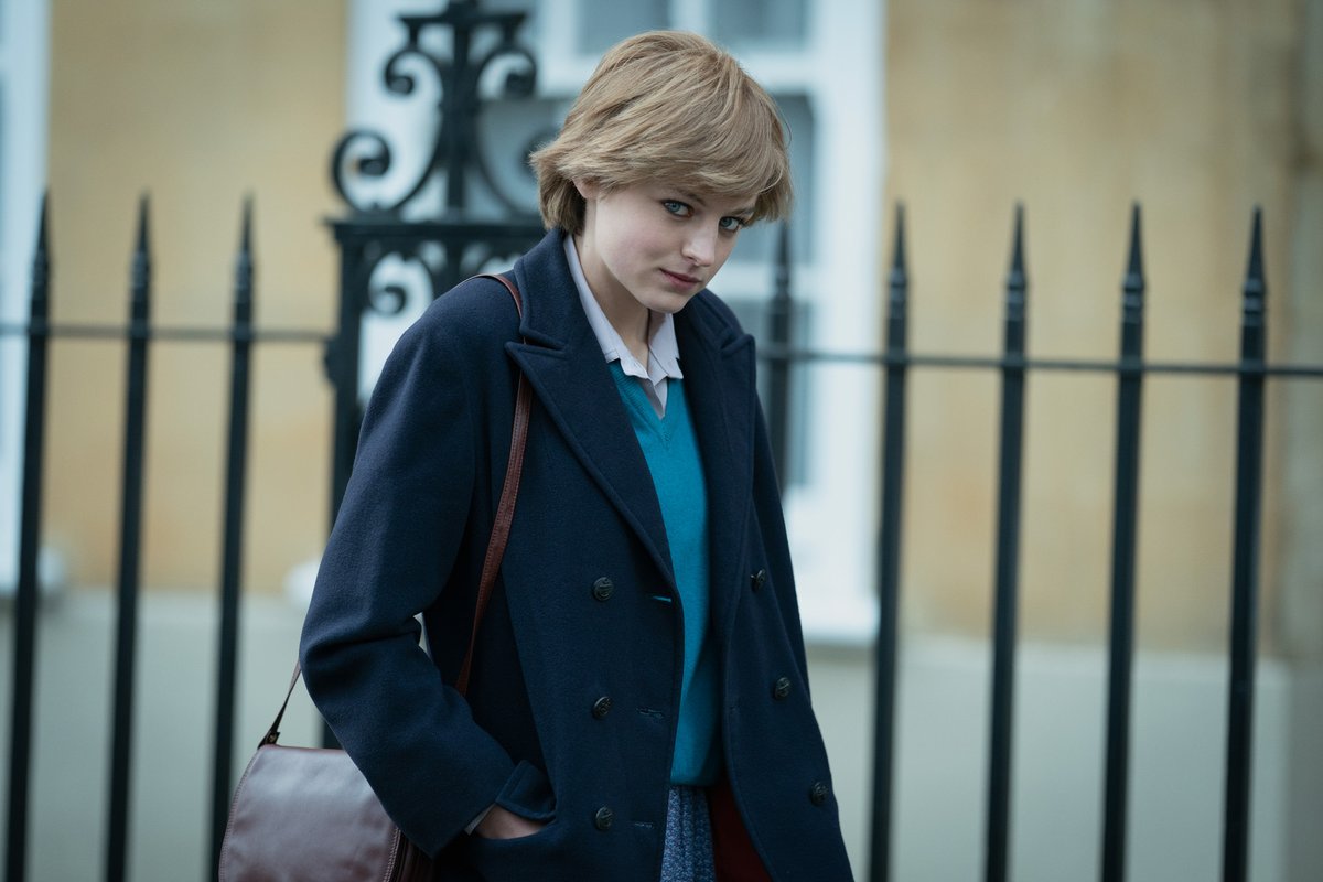 VanityFair's tweet photo. EXCLUSIVE: Your first in-depth look at #TheCrown's fourth season—including Princess Diana and Margaret Thatcher—is here: https://t.co/7FIPtYnFIu https://t.co/NRee6TTKtj