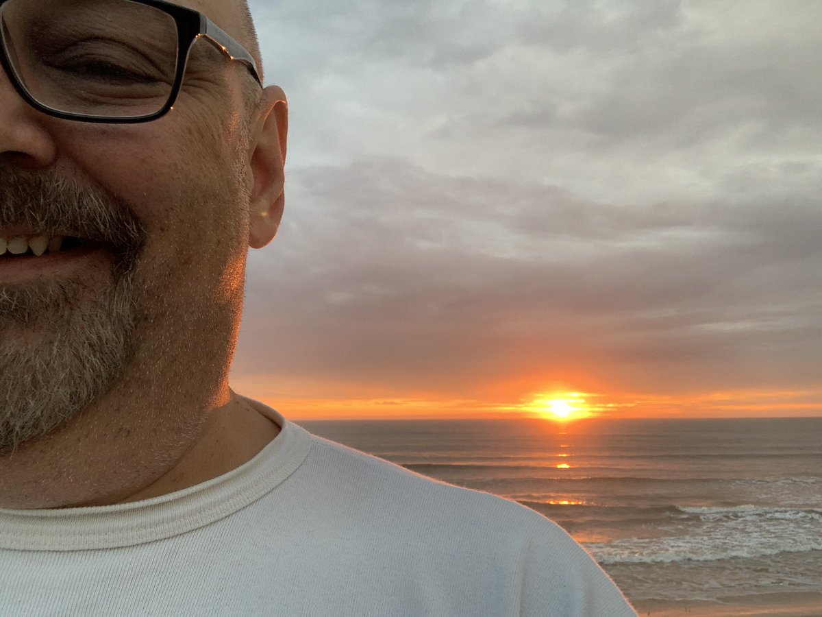 Good Morning Sunshine! #Corolla #OBX #Keto #Insta #Blogger #FoodPics #LowCarb #InstaFood #FoodPorn #FeedFeed #Foodstagram #Foodie #PhotoOfTheDay #Delish #Healthy #Biologique #Biologico #GlutenFree #Brunch #Recipe #Cena #Vegetarian #Vegetariano #Végétarien #Sunrise