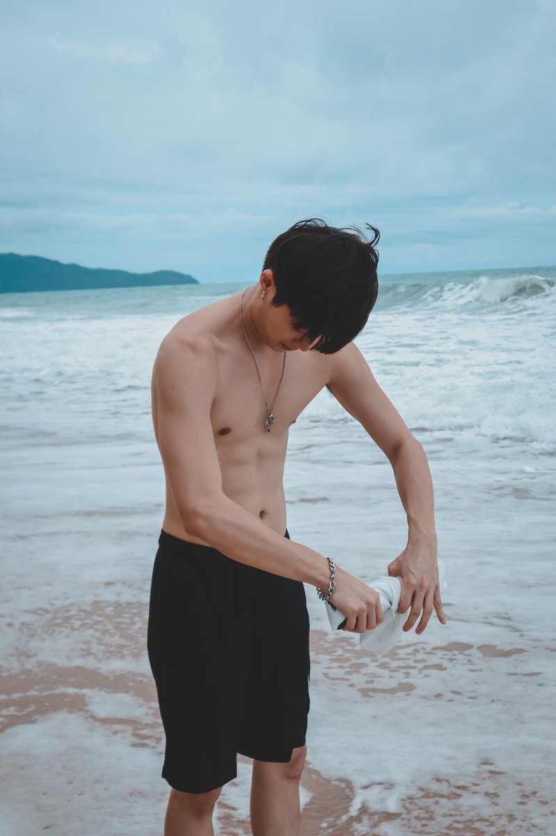 dandan_otw's tweet photo. เสื้อเปียก 🤪💦💦 https://t.co/e0XNtuRkQI