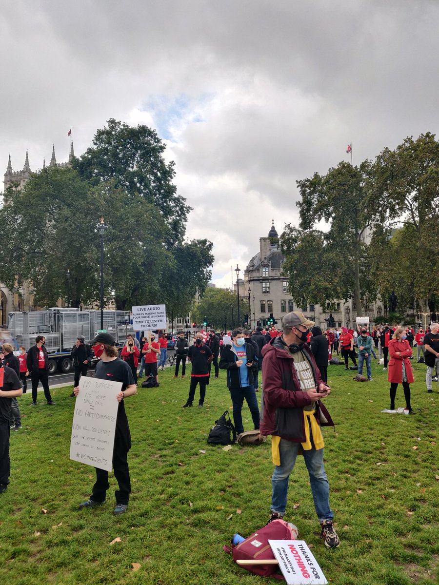 paulj_bird's tweet image. Still ignoring us? @RishiSunak Hundreds of us have paid you a visit! Thousands of us left with nothing, zero support and no jobs to work. Your choices are going to cripple our viable industry. Act now. #WeMakeEvents #ExcludedUK @TracyBrabin @timpravda @CarolineLucas @Jamie4North